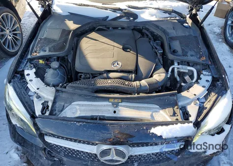 2020 Mercedes-Benz C 300 4Matic z USA, uszkodzony, nr VIN W1KWJ8EB0LF997587